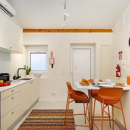 Daire Douro Prestige With Private Sunny Backyard *