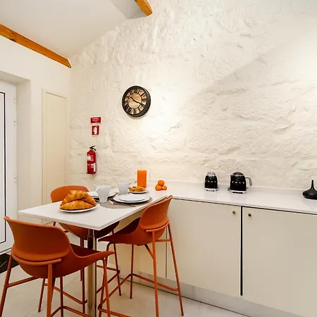 Douro Prestige With Private Sunny Backyard *