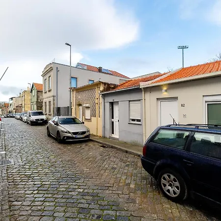 Daire Douro Prestige With Private Sunny Backyard